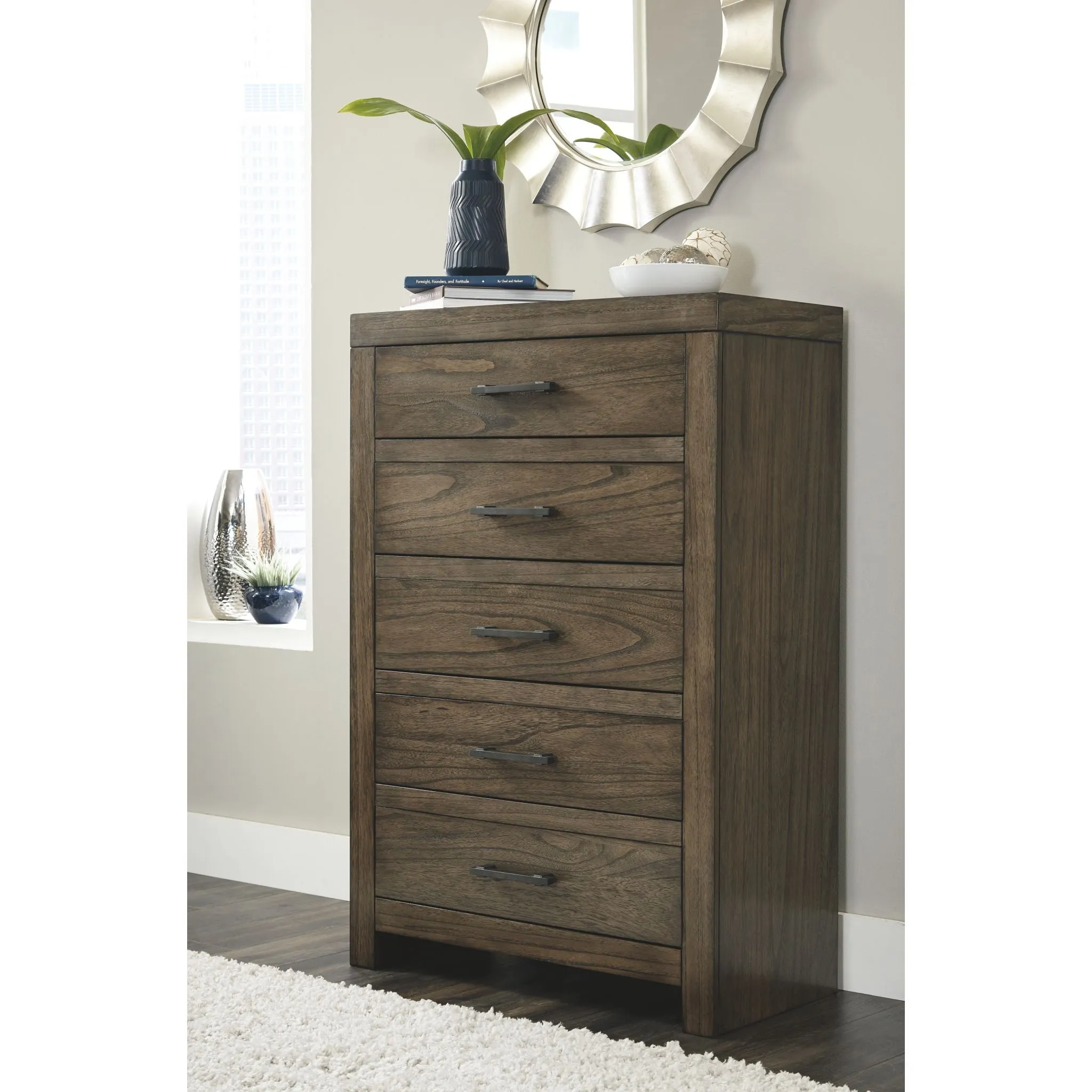 Deylin-Exclusive Chest