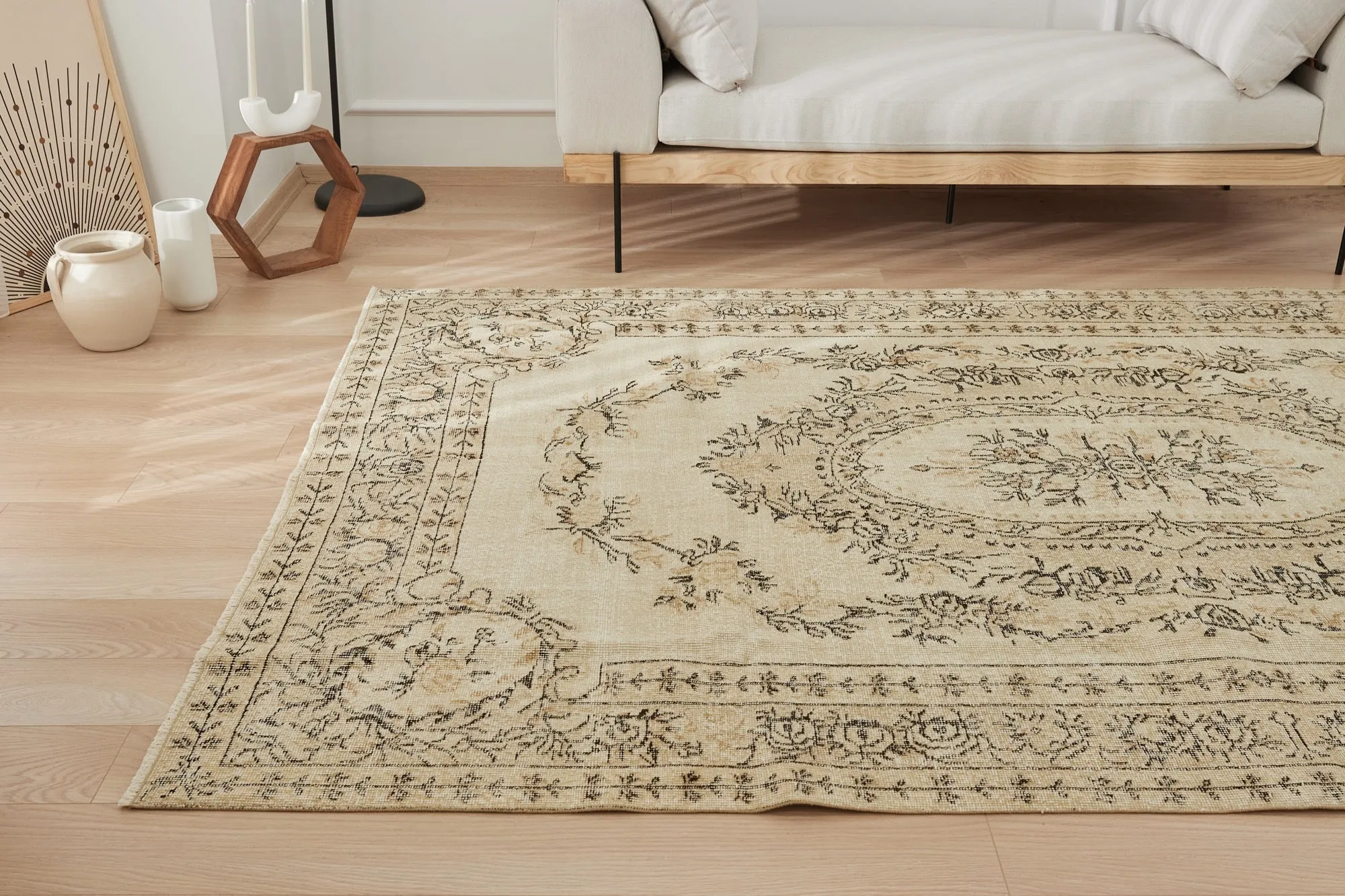 Gladdys - Vintage Turkish Area Rug