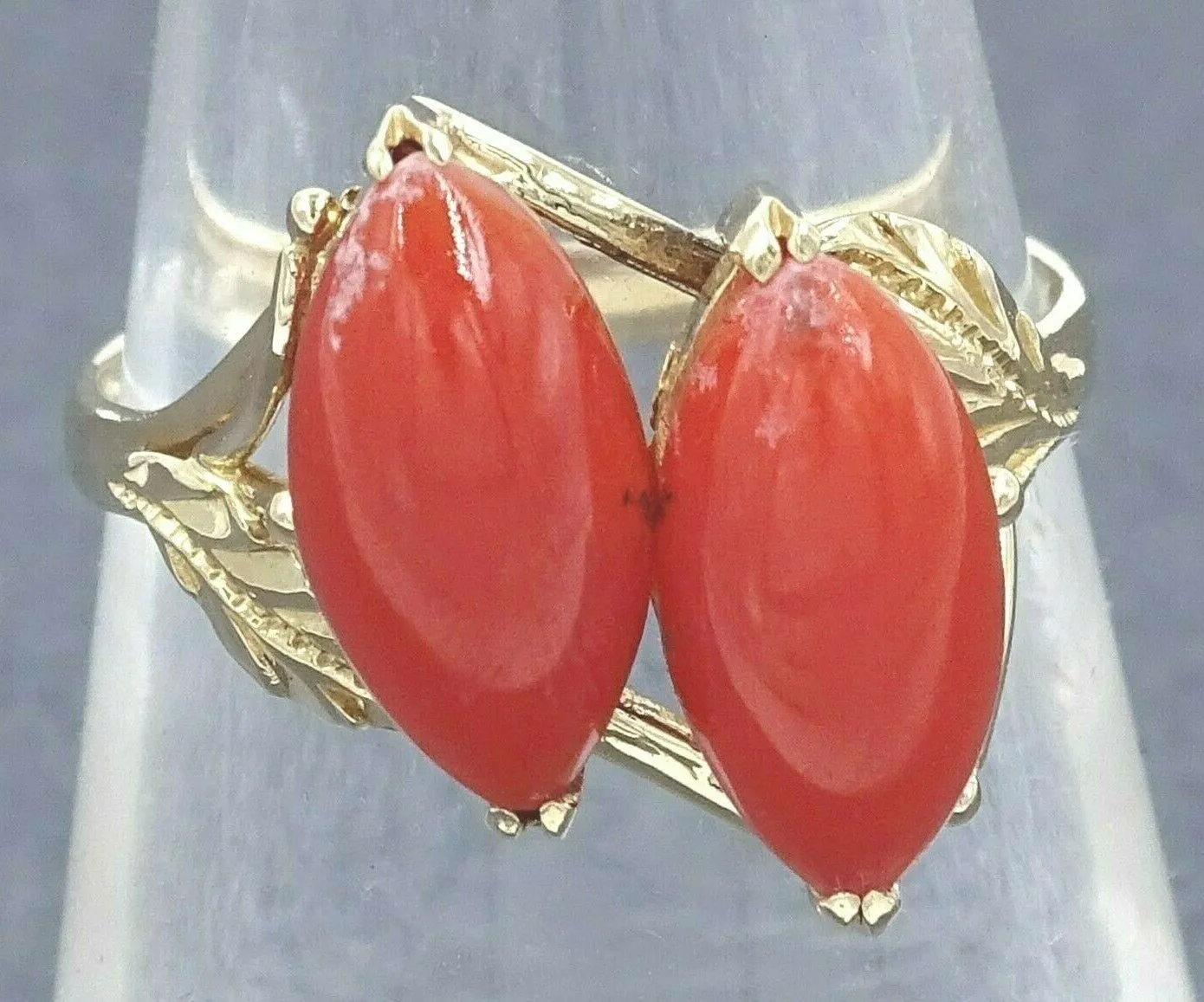 Red Coral 14ct Yellow Gold Ring with Patterned Shoulders