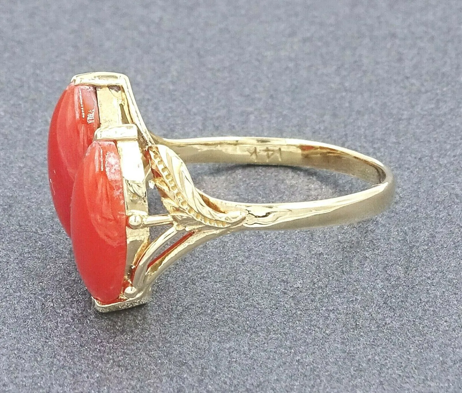 Red Coral 14ct Yellow Gold Ring with Patterned Shoulders