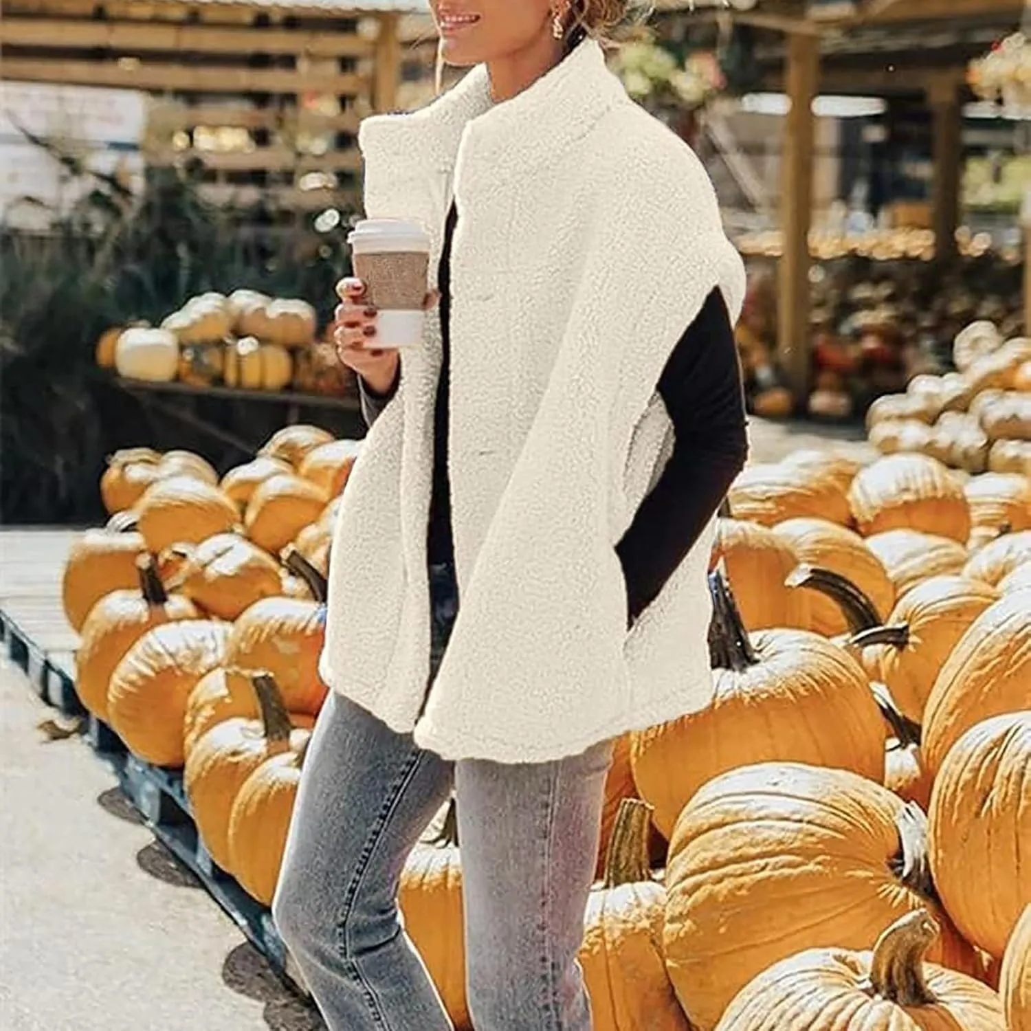 Sherpa Vest Women Sleeveless Button Down Fuzzy Fleece Vest Jacket Casual Oversized Vests Outerwear with Pockets