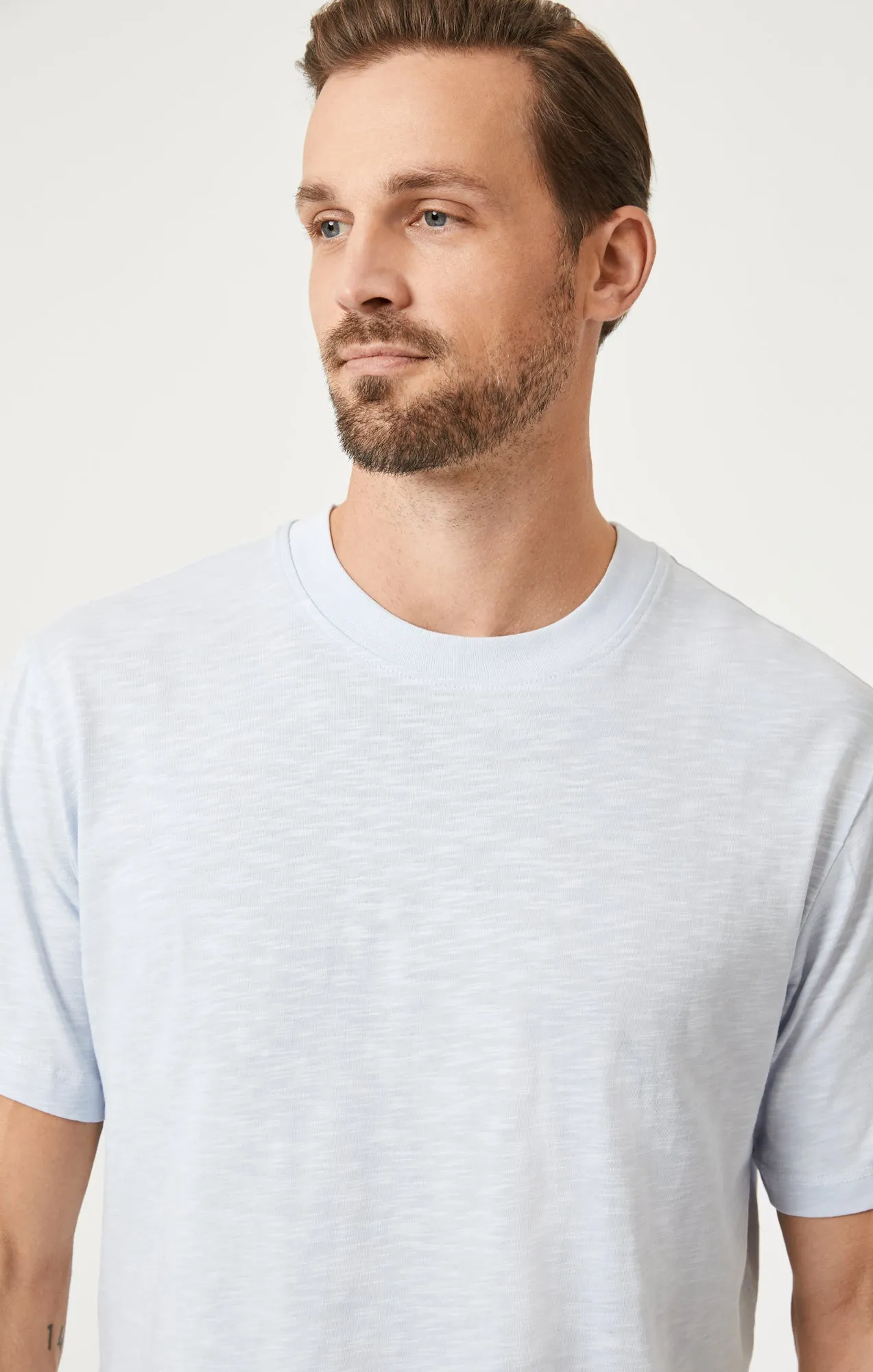 SHORT SLEEVE T-SHIRT IN ARCTIC ICE