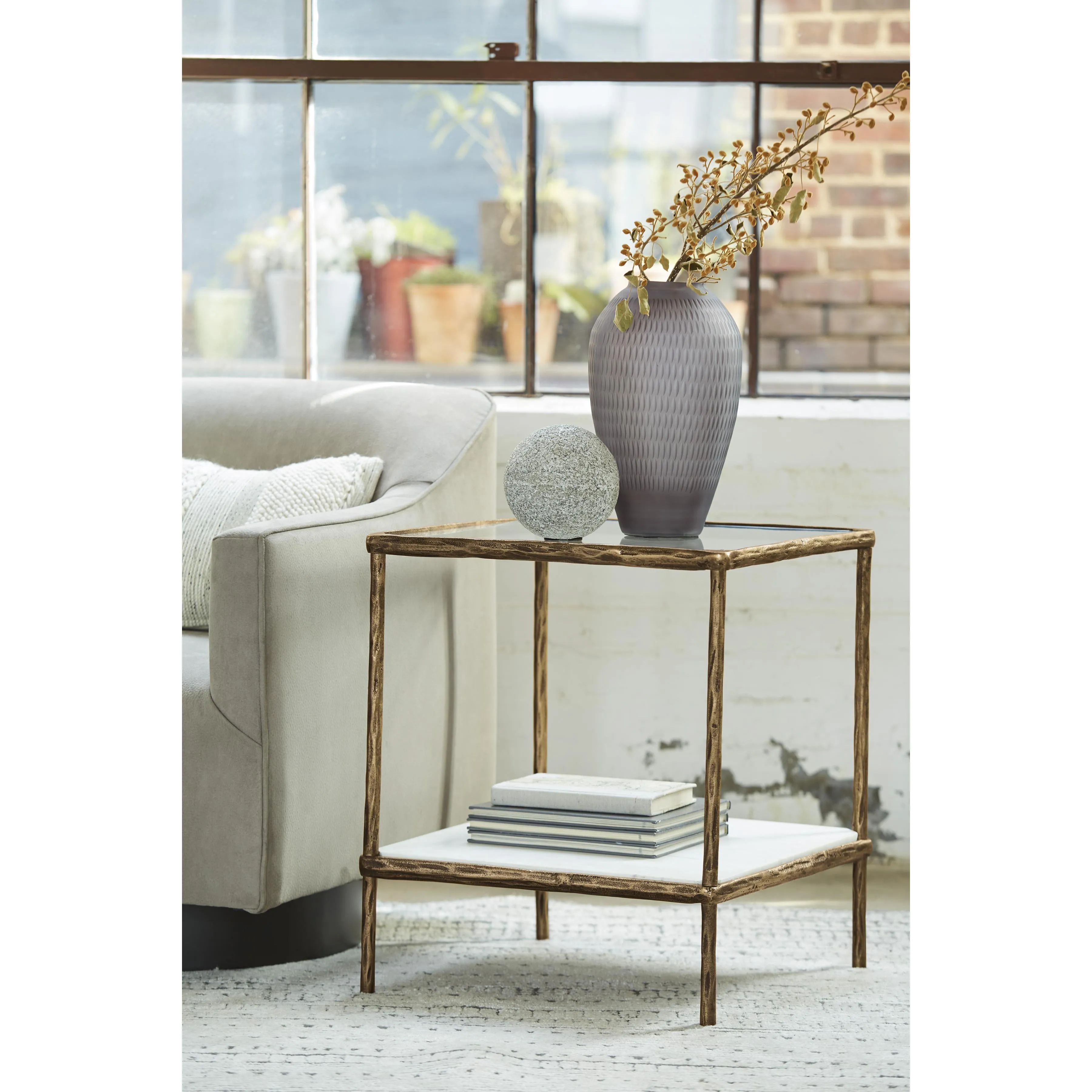 Signature Design by Ashley Ryandale Accent Table A4000442