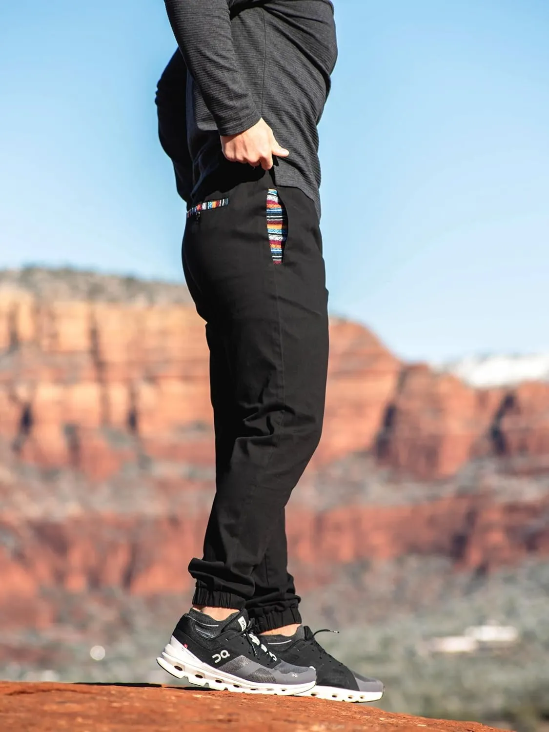Wowie Mens Rambler Jogger, Standard Fit