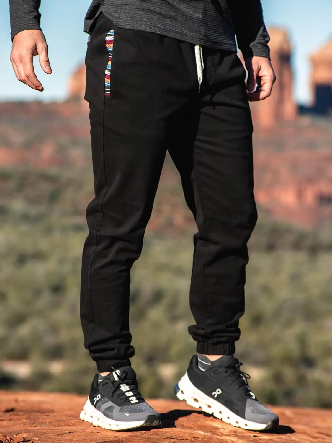 Wowie Mens Rambler Jogger, Standard Fit